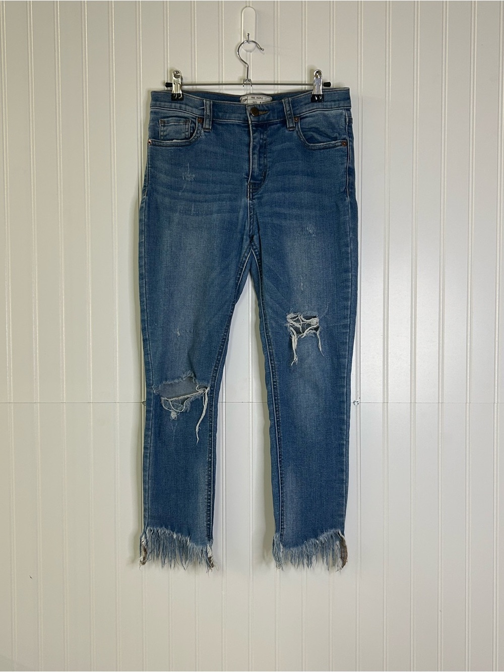 Free People Great Heights Frayed Skinny Jeans Size 27 Short